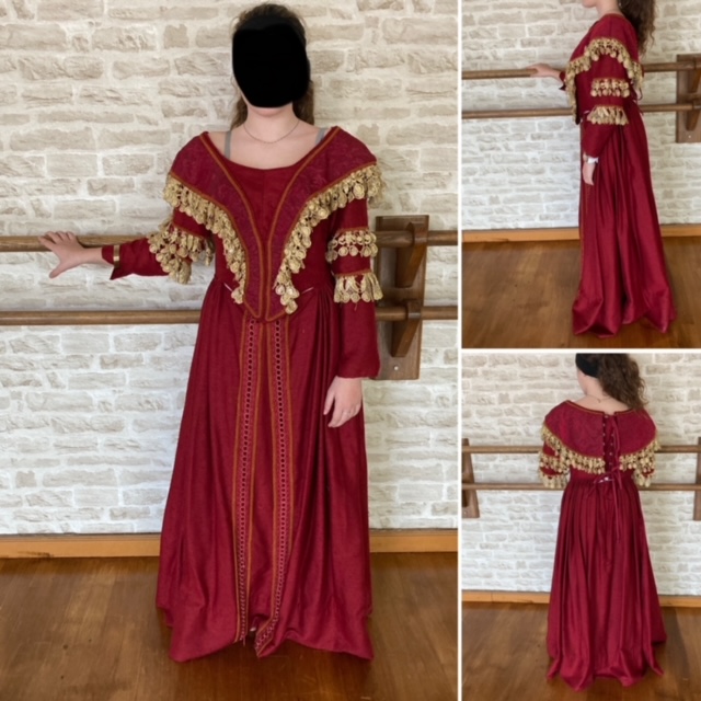 Robe d'époque Louis XIII.Taille M.Loc 35€/Jour